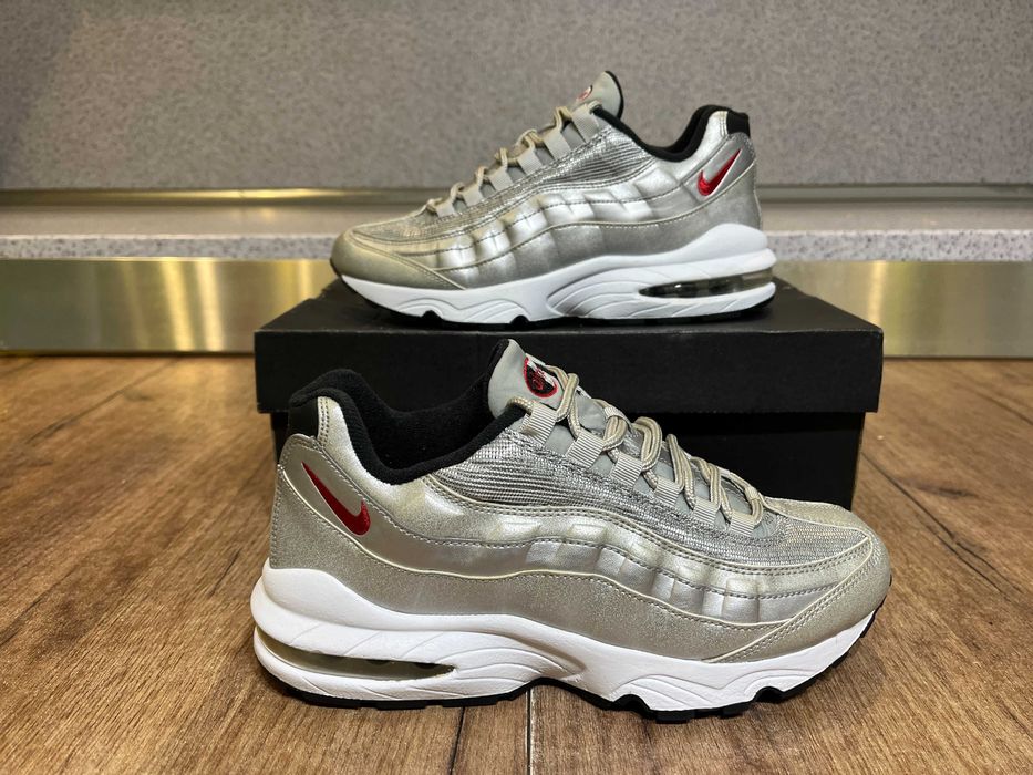ОРИГИНАЛНИ *** Nike Air Max 95 QS GS / 'Silver Bullet' metallic silver