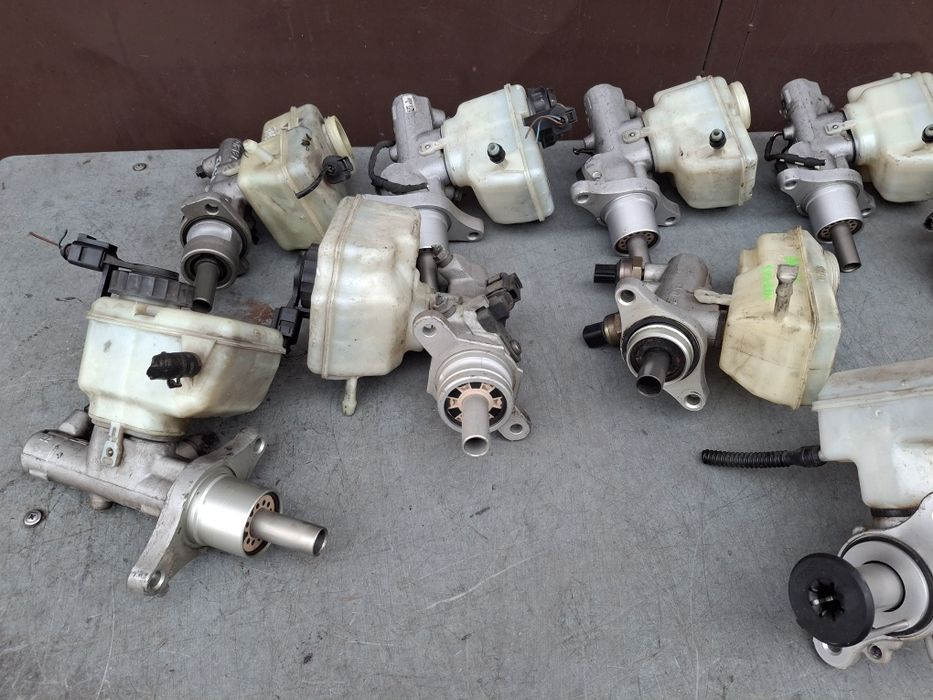 Pompă servo frina Golf 5 6 Leon Audi A3 Fabia Sharan Galați Passat