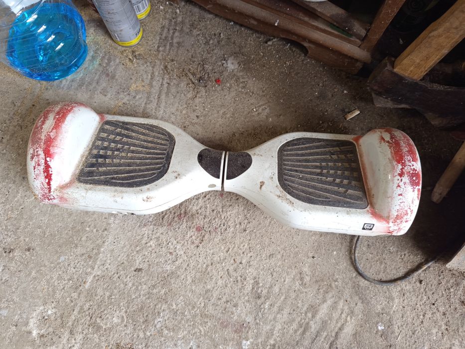 Vand havebord cu incarcator