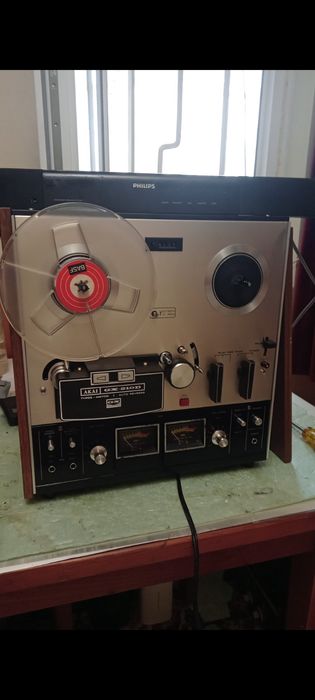 Magnetofon Akai GX210D autorevers 3capete 3motoare