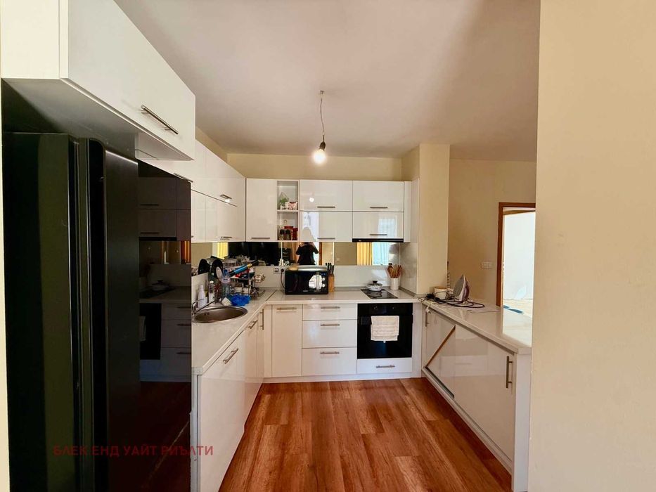 Даваме Под Наем Двустаен Апартамент В Зона Б-19