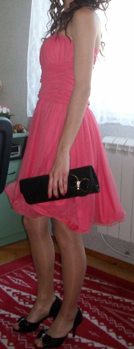 Къса цветна рокля