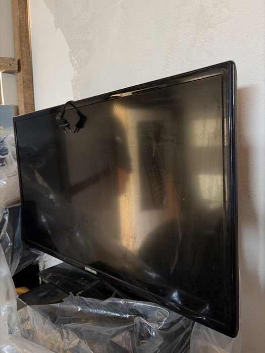 Телевизор SAMSUNG
