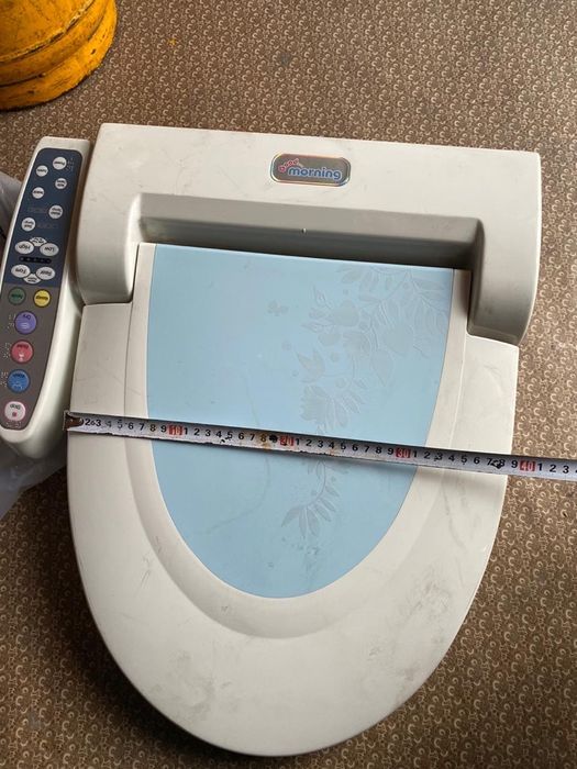 Продам крышку-биде для унитаза