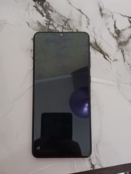 2ta telifon sotiladi bolishi 2tasi 2mln