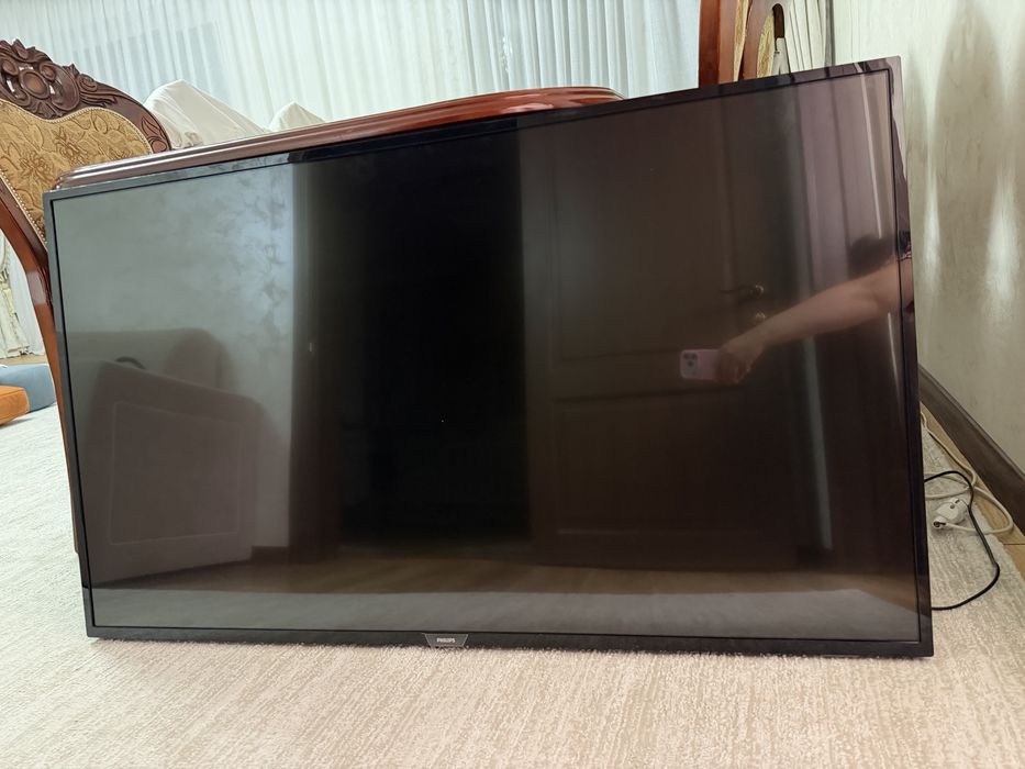 Телевизор «philips”
