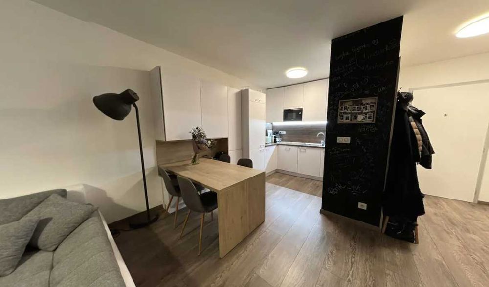 Дава се под наем Двустаен апартамент в Пловдив, Каменица 1 - 68 кв.м за 214.2 € - Снимка #1