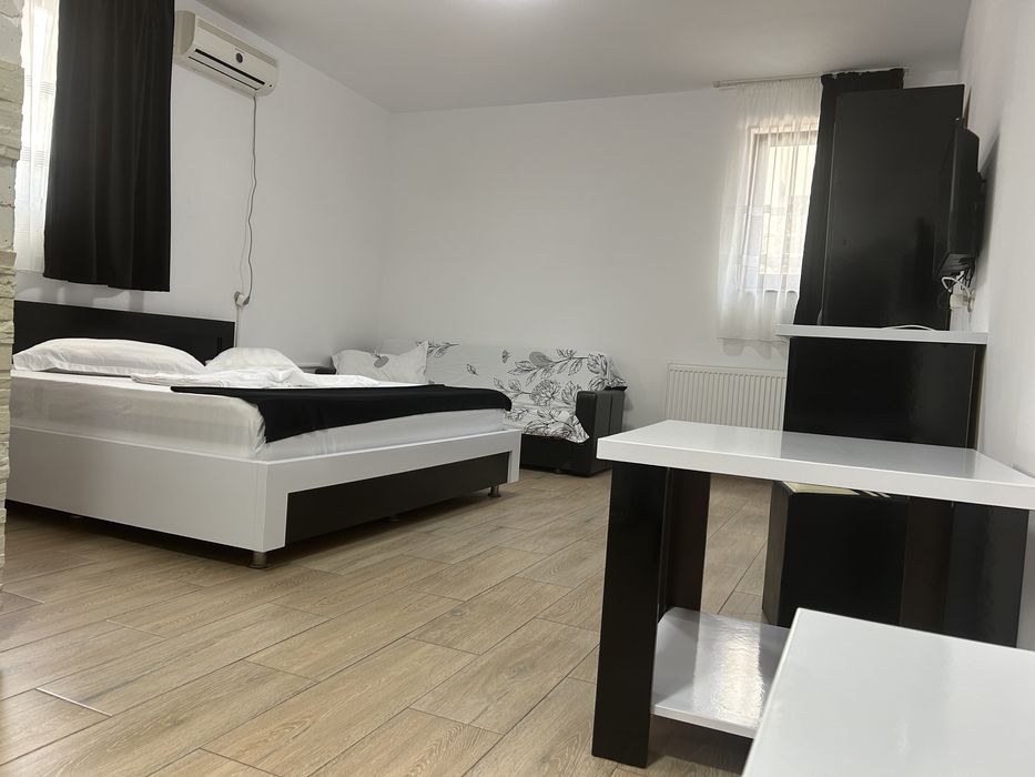 Cazare la Malul Mari, Mamaia nord 100m de plaja Azimouth ,KAZEBOO.