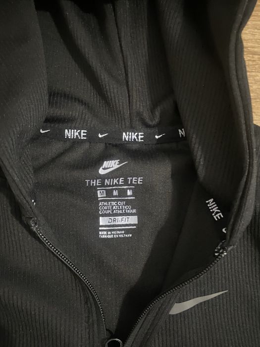 Дамски екипчета на bottega и nike