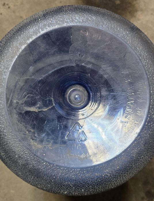 Бутыли 18.9л б/у