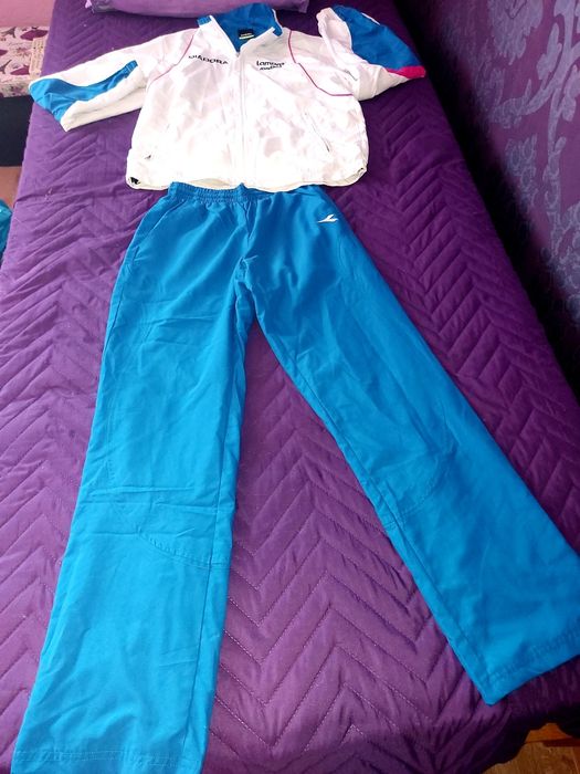 Дамски спортни екипи