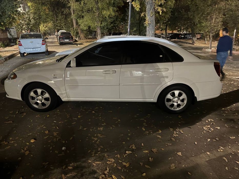 Насия савдога берилади.бошига 2500