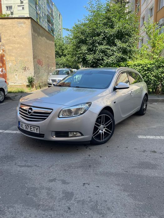 OPEL Insignia 2011