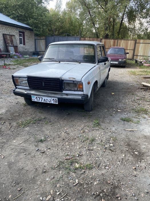Продам ваз 2107
