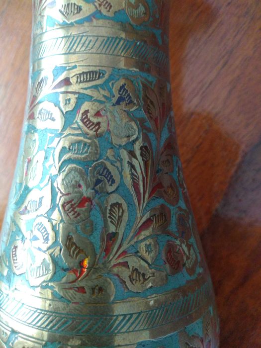 Индийска медна ваза