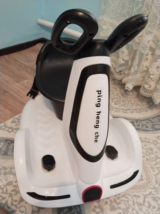 Электромобиль  новый