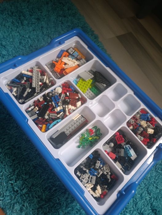 Продаётся lego техник и обычные