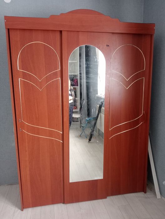 Спальный шифанер, сандук, 2 камод.