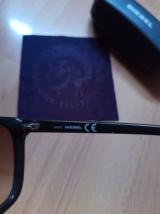 Дамски оригинални слънчеви очила DIESEL