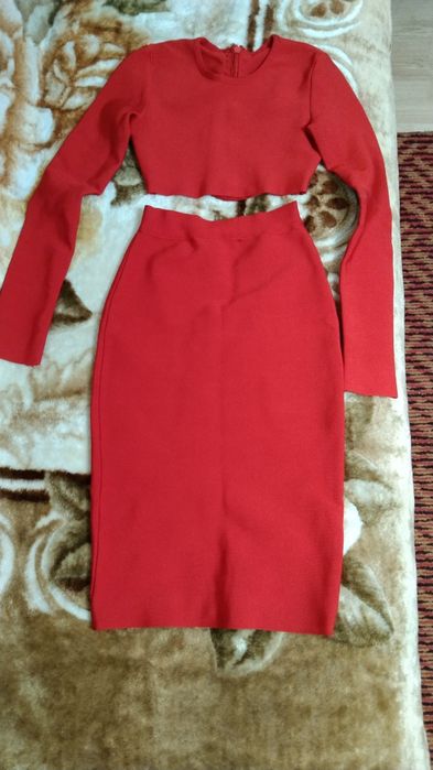 Костюм женский..