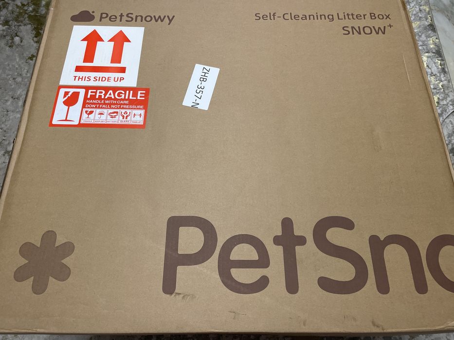 Cutie, Cusca PetSnowy pentru pisici cu autocuratare+ deodorizant, Noua