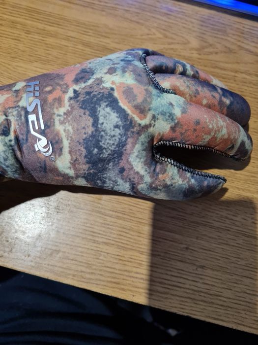 Перчатки для подводной охоты 3мм.