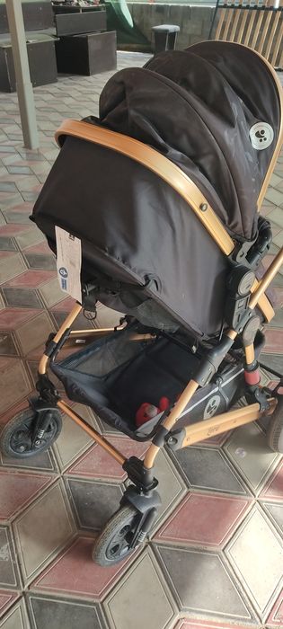 Продам детскую коляску