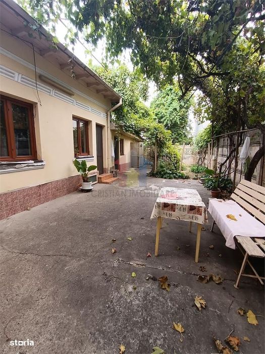 Casa  Boiereasca 3 camere caramida si boltari zona Centrala Brainconf