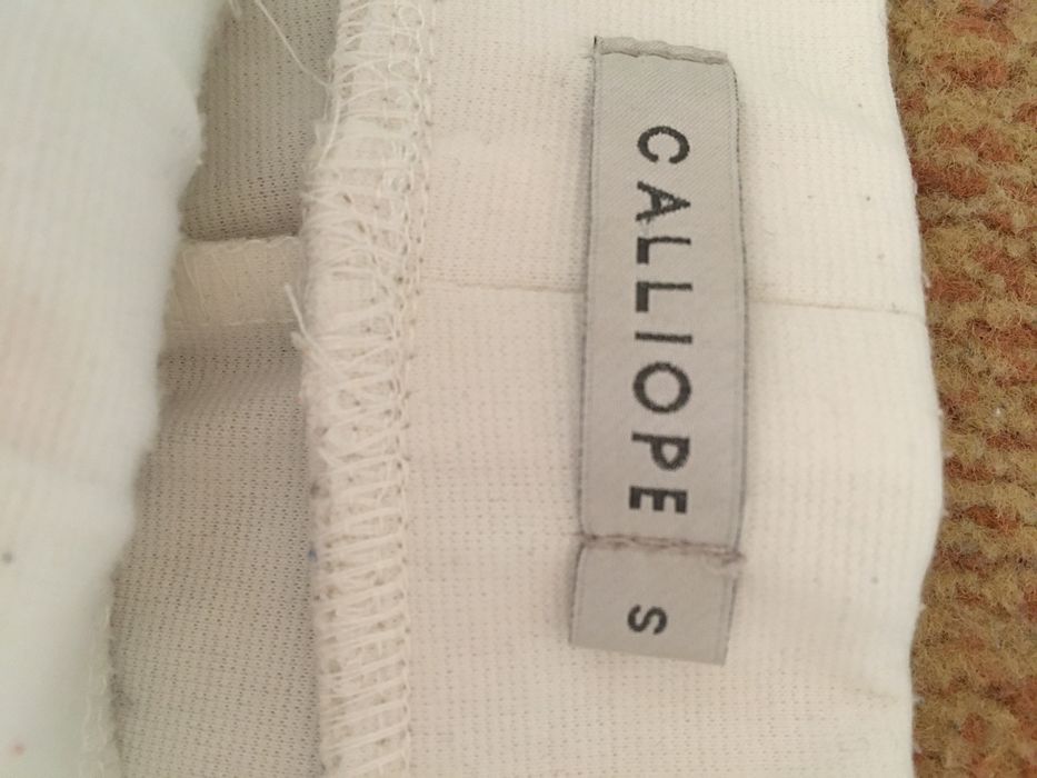 Нежни дамски Поли xs, s размер bershka, calliope