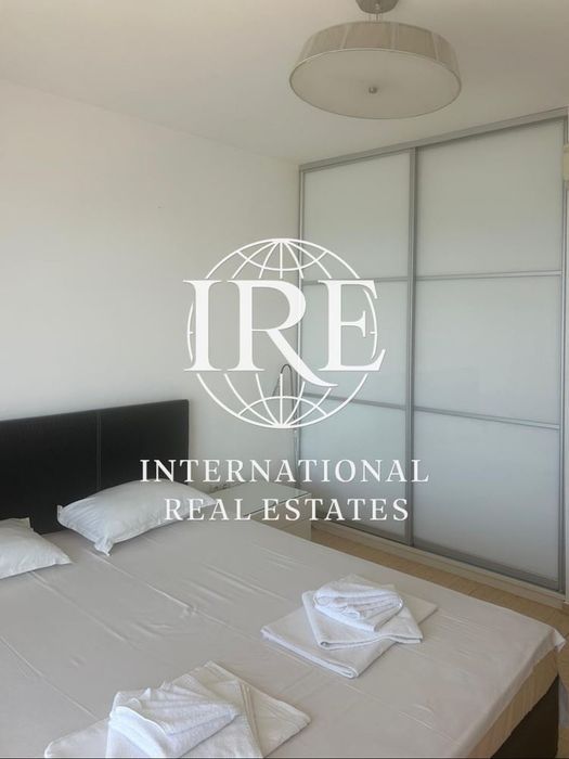 International Real Estates (IRE) представя: Двустаен апартамент с фро