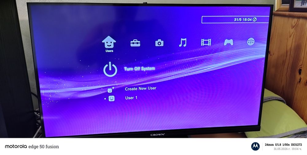 Здравейте продавам конзола sony playstation 3 slim 320gb