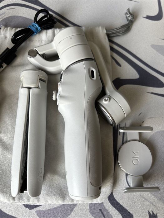 DJI Osmo Mobile 6