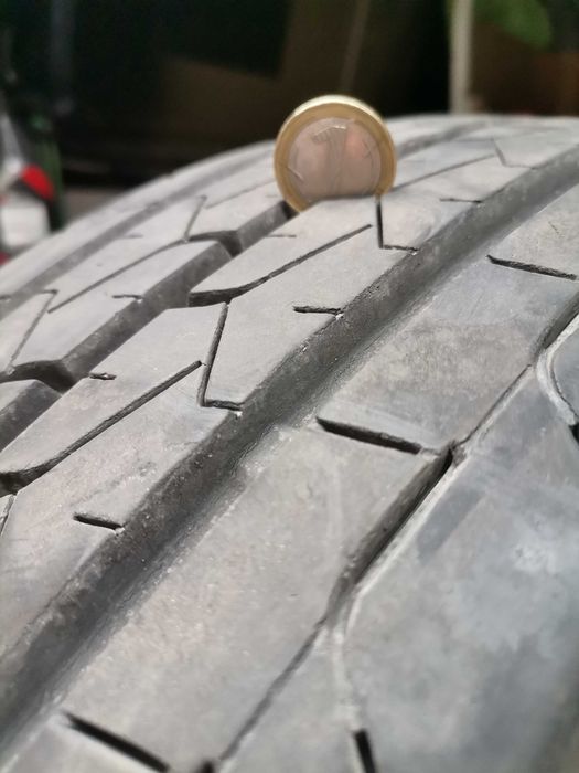 Bridgestone Duravis r660 16С Бусова гума Гумите са като нови