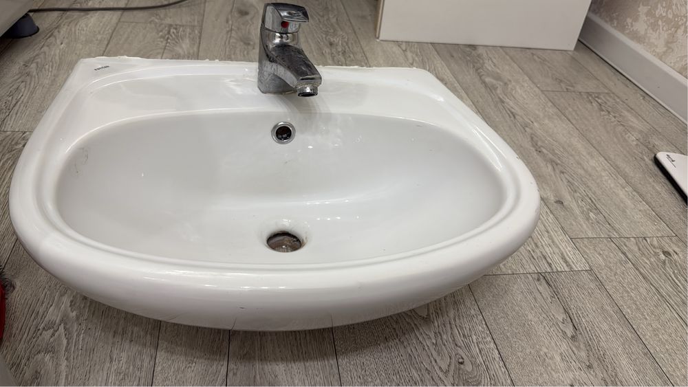 Продам раковину б/у