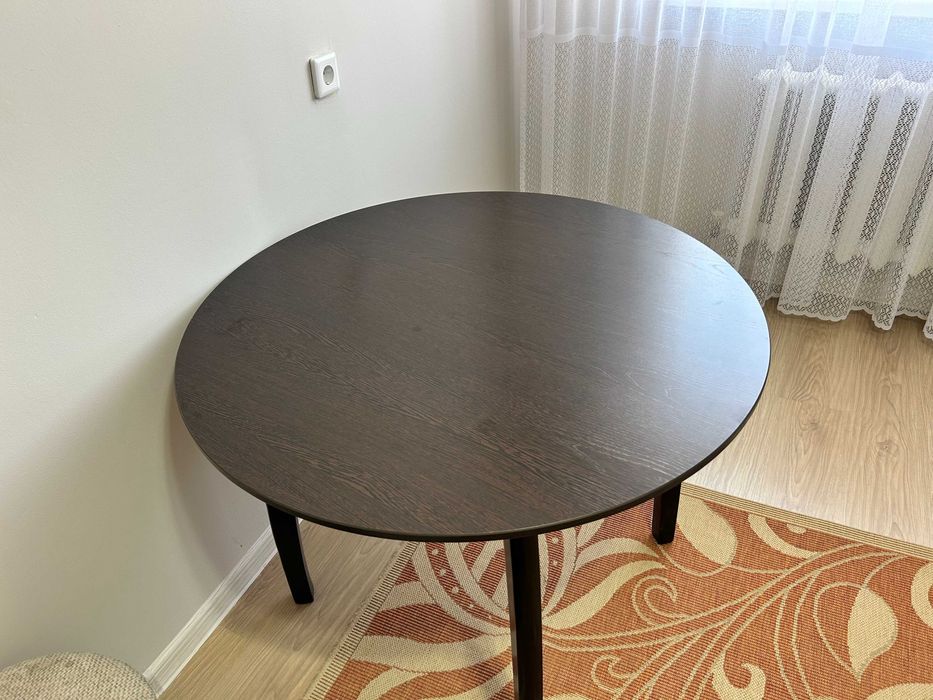 Продам кухонный стол