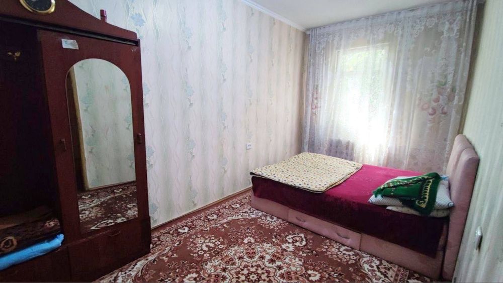 Срочно Продается 4хком в центре рядом с метро