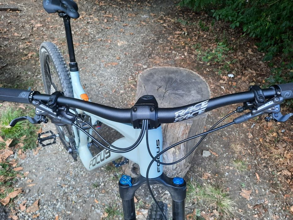Bicicleta FOCUS JAM 6.9