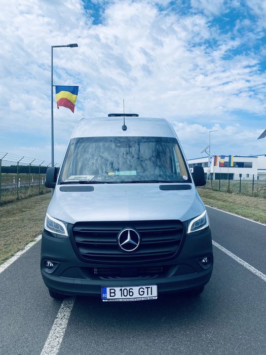 Închirieri autocare- transport persoane in regim ocazional