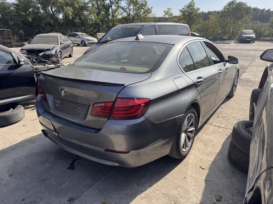 Dezmembrez BMW F10 520d n47d20c