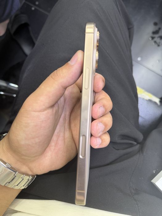 Iphone 16 pro max desert 512 е сим