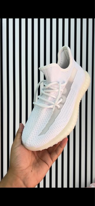 Yeezy Full White 360