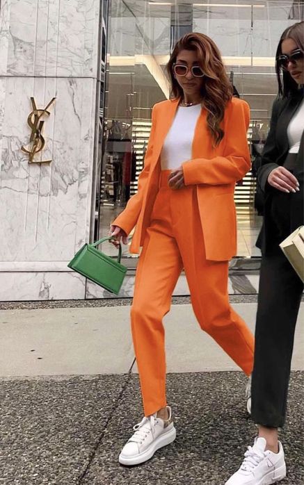 Костюм и брюки женский