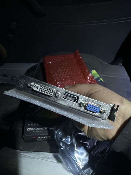 Videokarta nvidia geforce 210