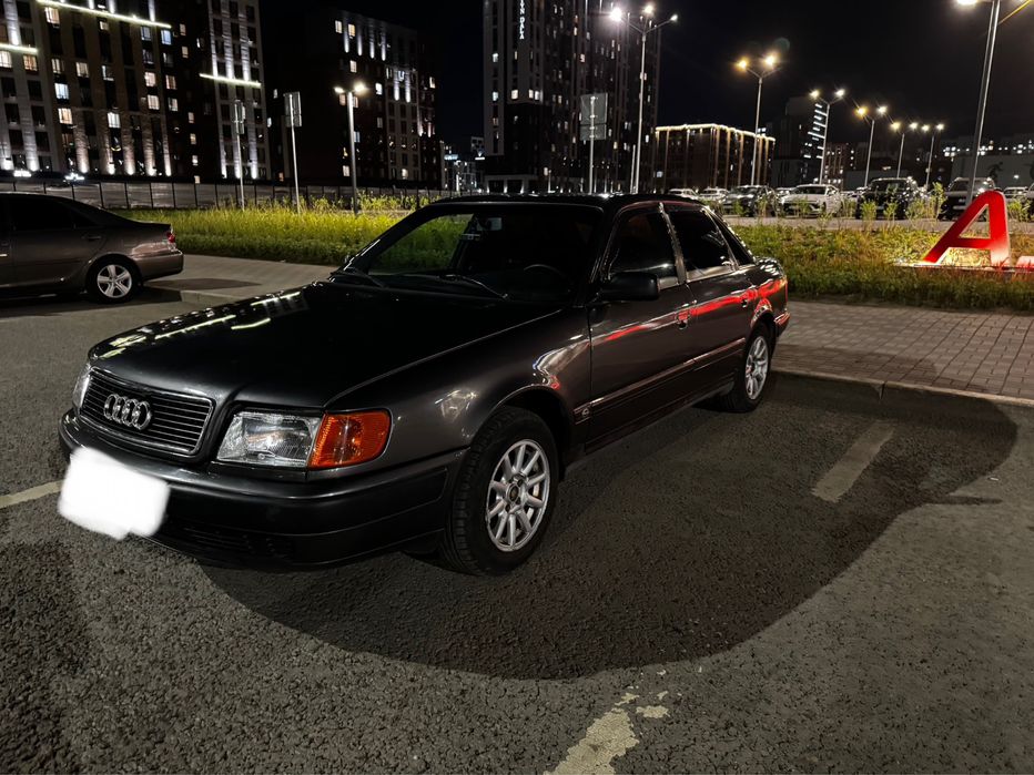 Продам ауди с4 100
