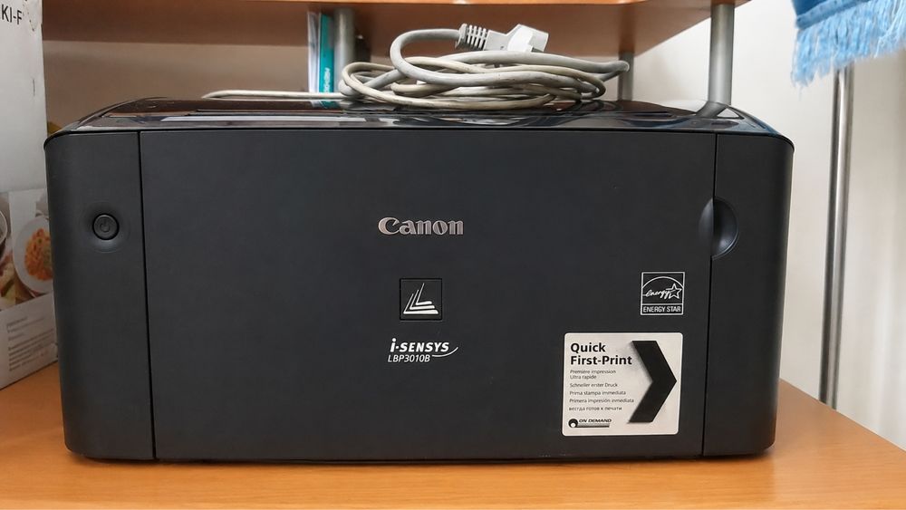 Лазерный принтер Canon i-SENSYS LBP3010B, рабочий, Windows 11