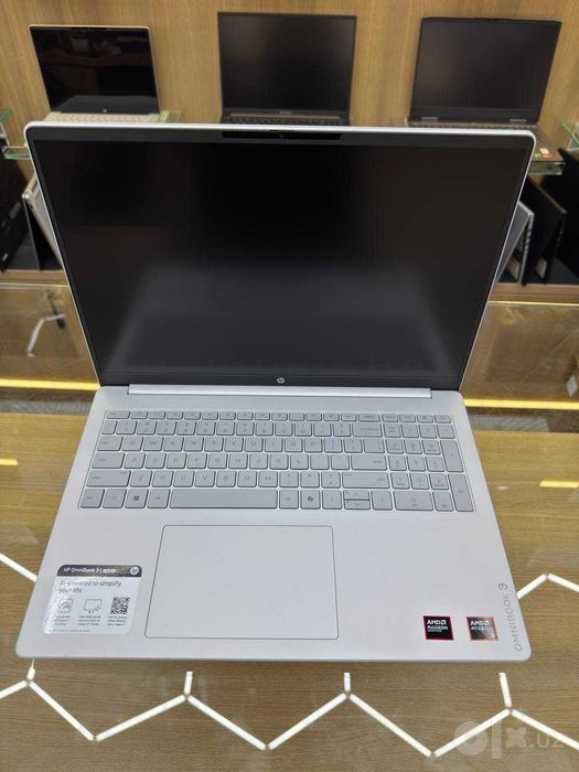 Noutbuk HP OmniBook 3 Ryzen 5 - 40 8/256GB 16.0 FHD IPS (Touchscreen)