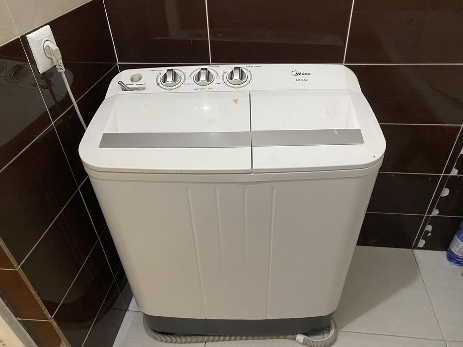 полуавтоматическая стиральная машина Midea MTC-50