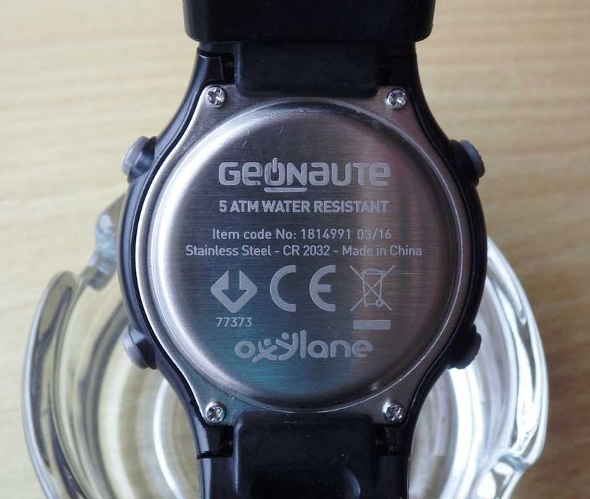 Спортен часовник Geonaute ONrhythm 50 за целодневно следене на пулса