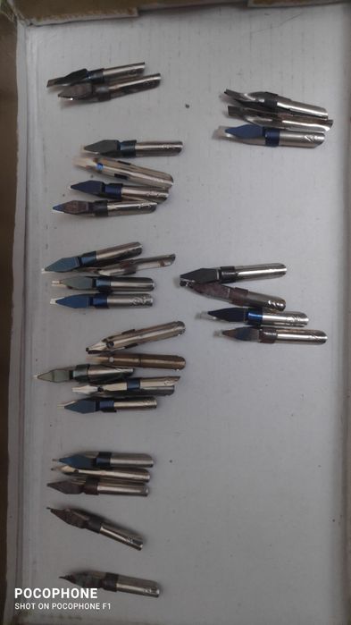 Перья плакатные 29 шт и 27шт разных размеров, производство СССР.