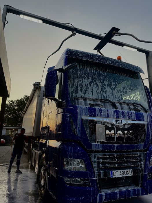 MAN TGX 500 cabina XXL , Schimtz 54m 2022